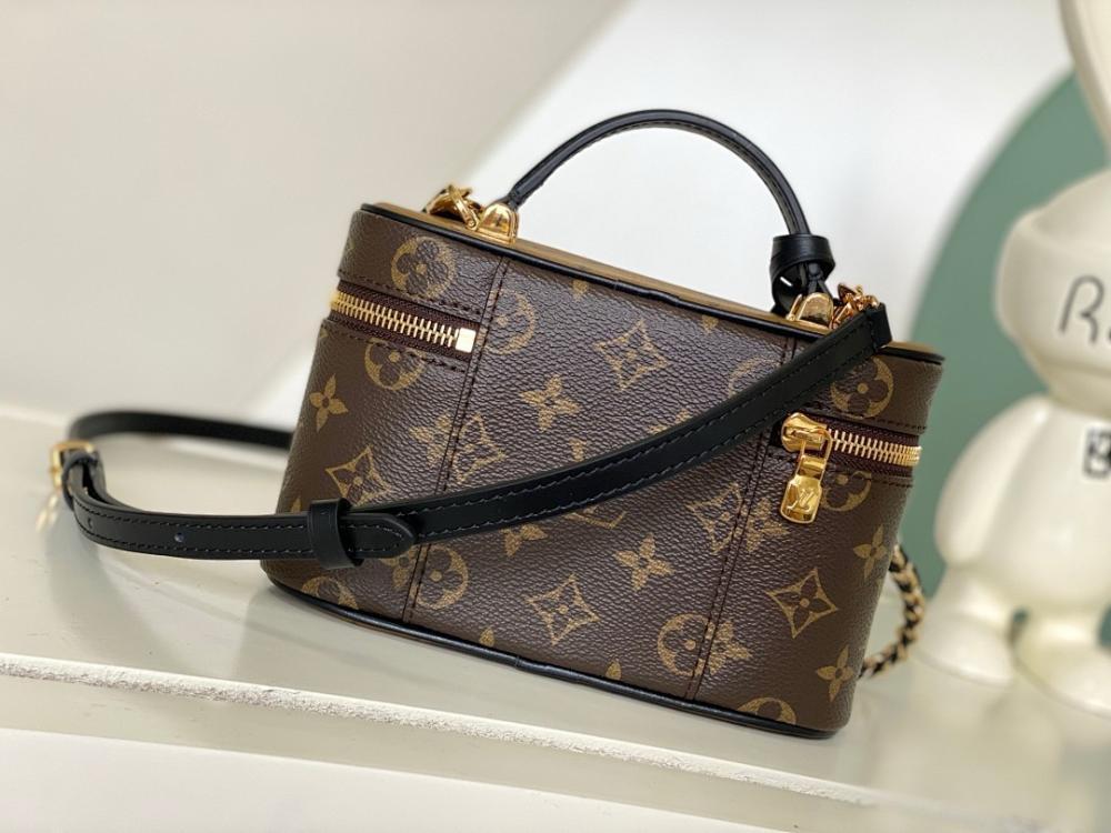Modern Woven Canvas Shoulder Bag – Limited Edition