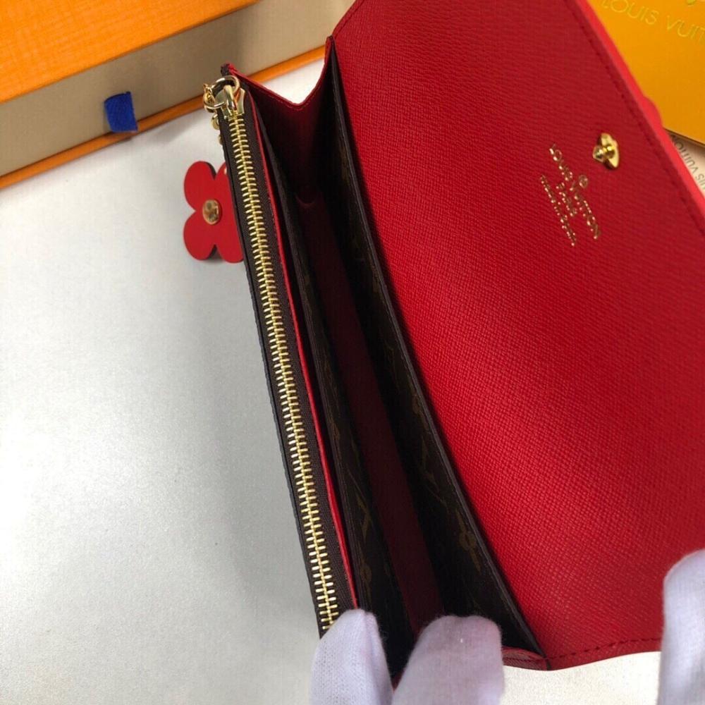 Modern Luxury Pink Leather Wallet