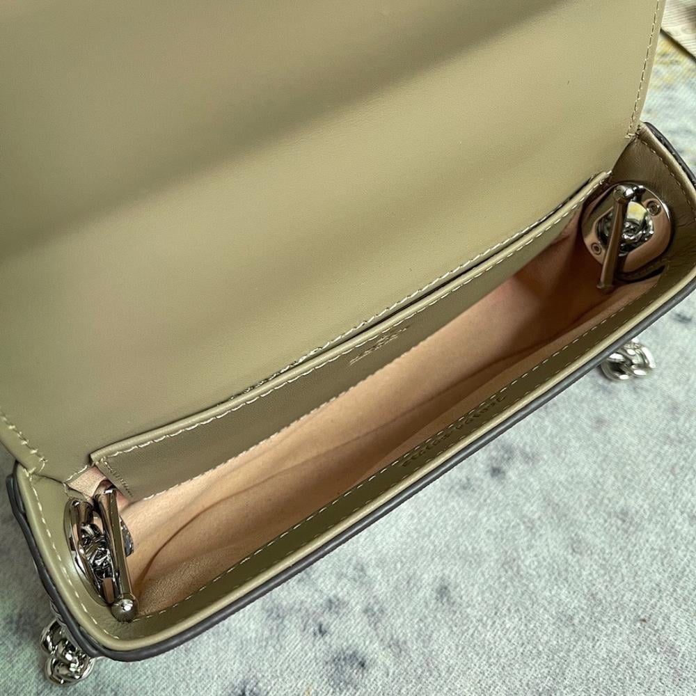 Modern Refined Top Handle Bag