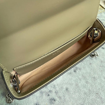 Modern Refined Top Handle Bag