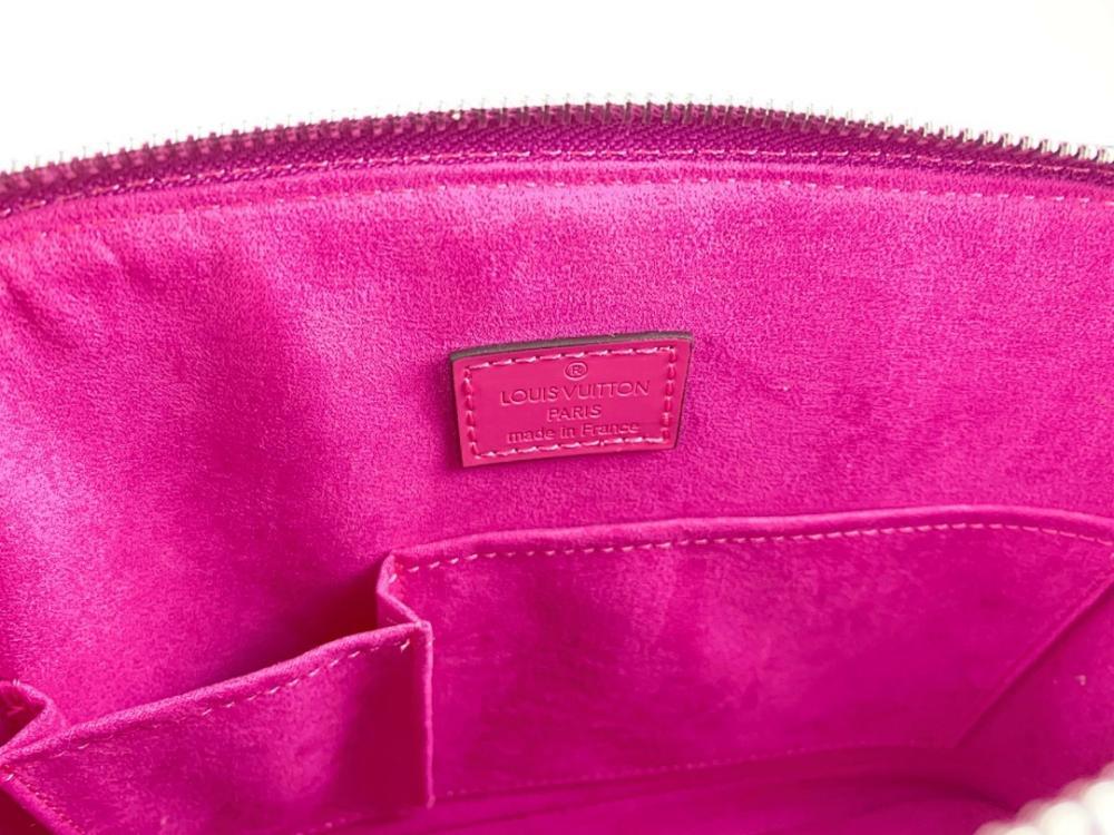 Modern Italian-Inspired Leather Shoulder Bag