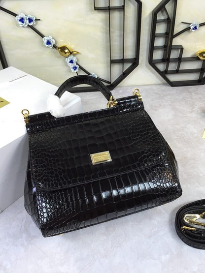 Modern Leather Crossbody Bag – Special Edition