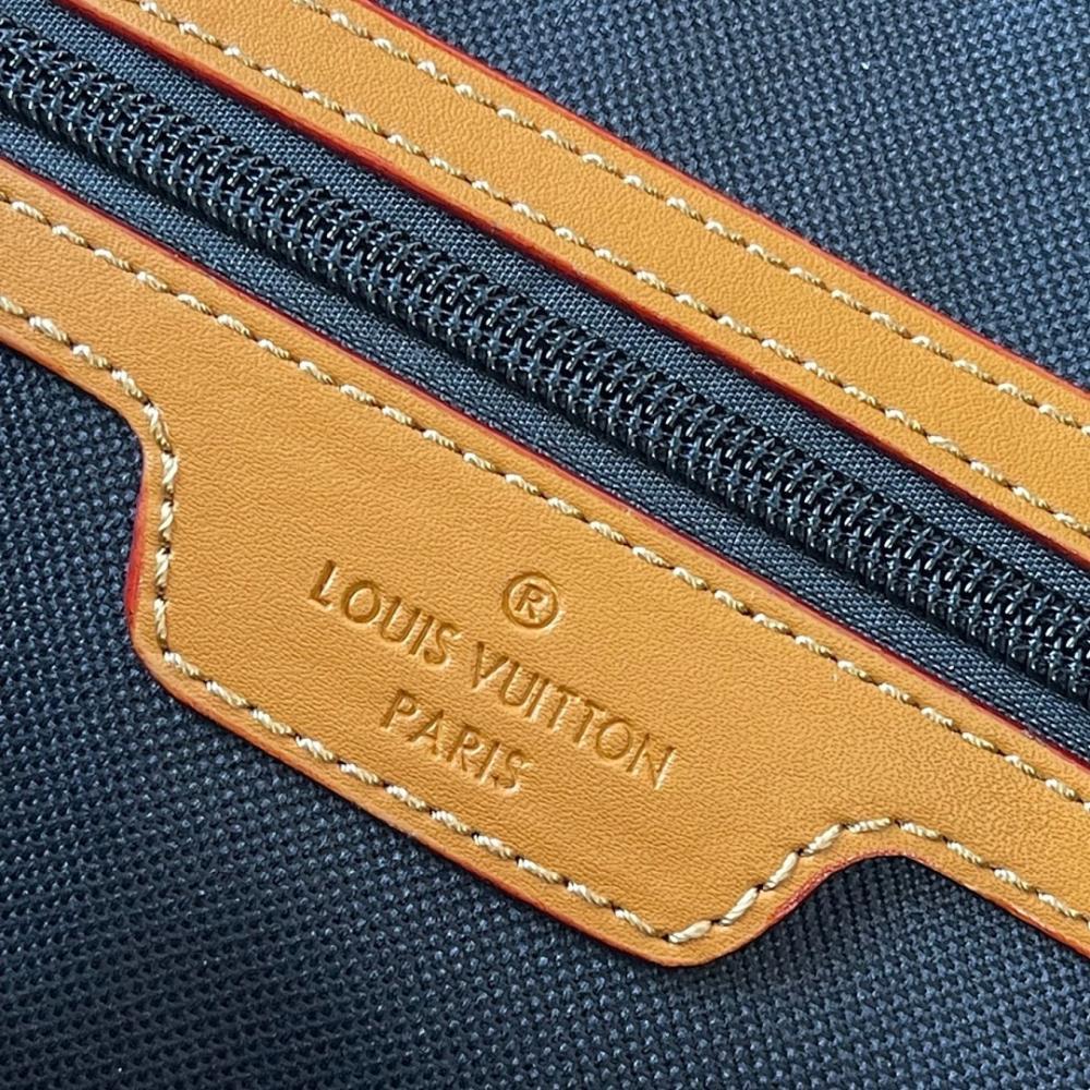 Stylish Refined Monogram Crossbody Bag