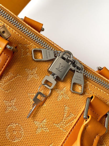Alma Travel Bag