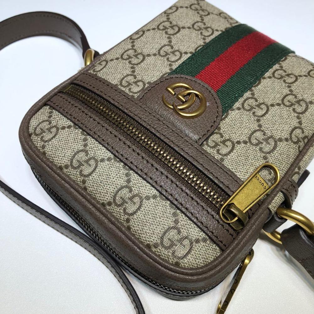 Classic Shoulder Bag