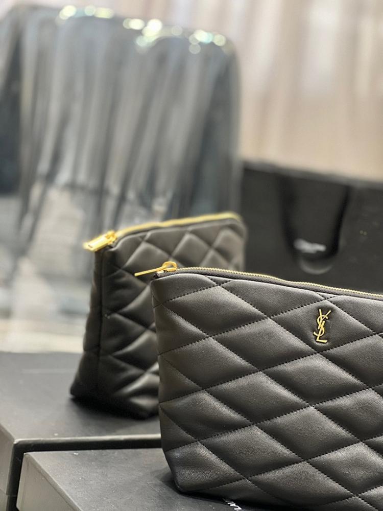 Classic Modern Quilted Leather Shoulder Bag