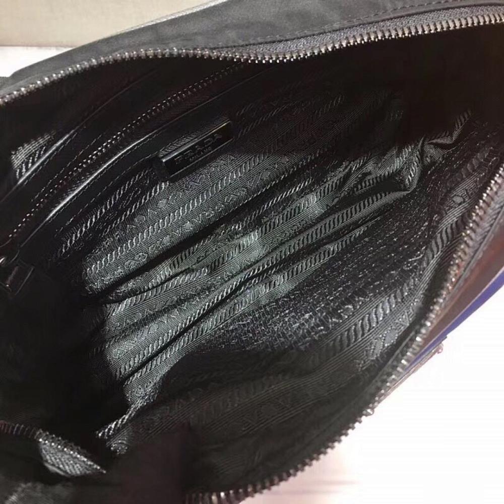 Modern Luxury Saffiano Leather Shoulder Bag