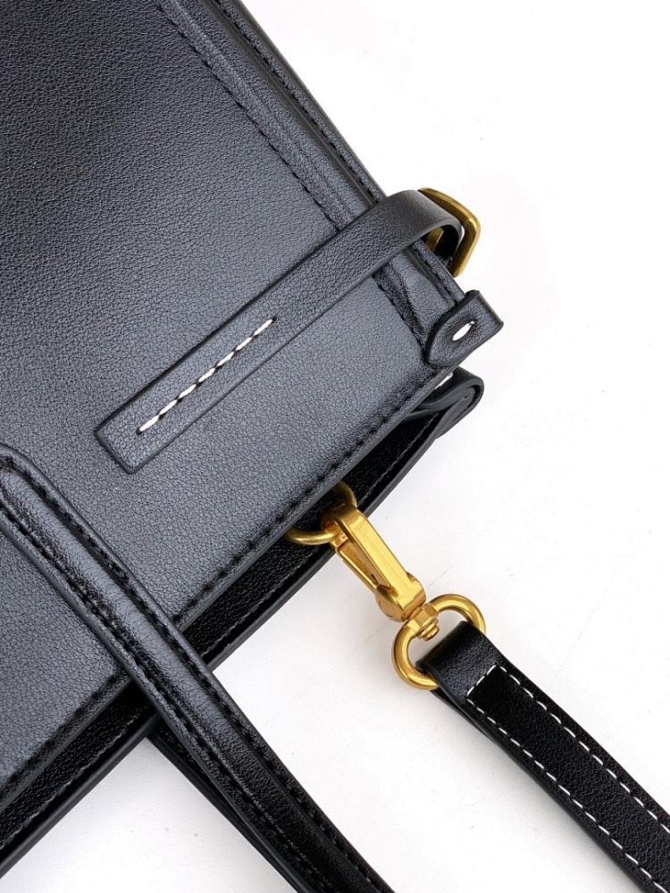 Italian-Inspired Stylish Gold Shoulder Bag