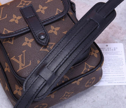 Italian-Inspired Stylish Leather Wallet