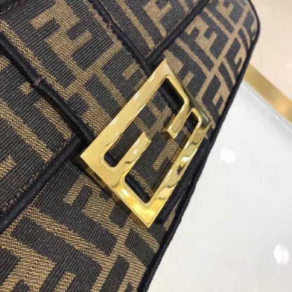 Elegant Shoulder Bag