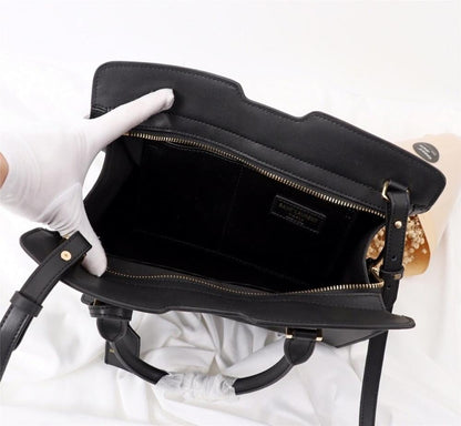 Modern Leather Crossbody Bag – Limited Edition