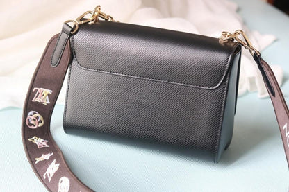 Elegant Embroidered Leather Shoulder Bag – Limited Edition