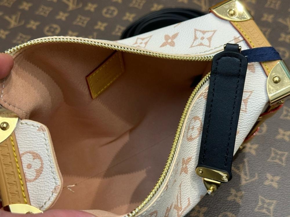 Stylish Canvas Shoulder Bag – Special Edition
