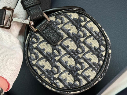 Luxury Black Leather Shoulder Bag – Limited Edition