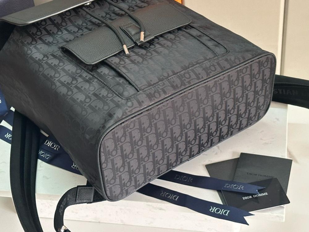 Stylish Premium Calfskin Top Handle Bag