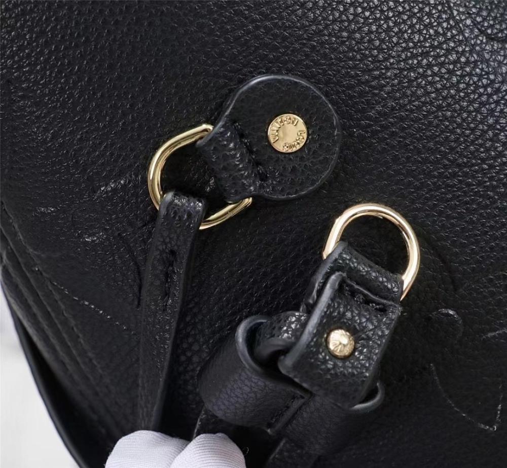 Modern Stylish Leather Shoulder Bag