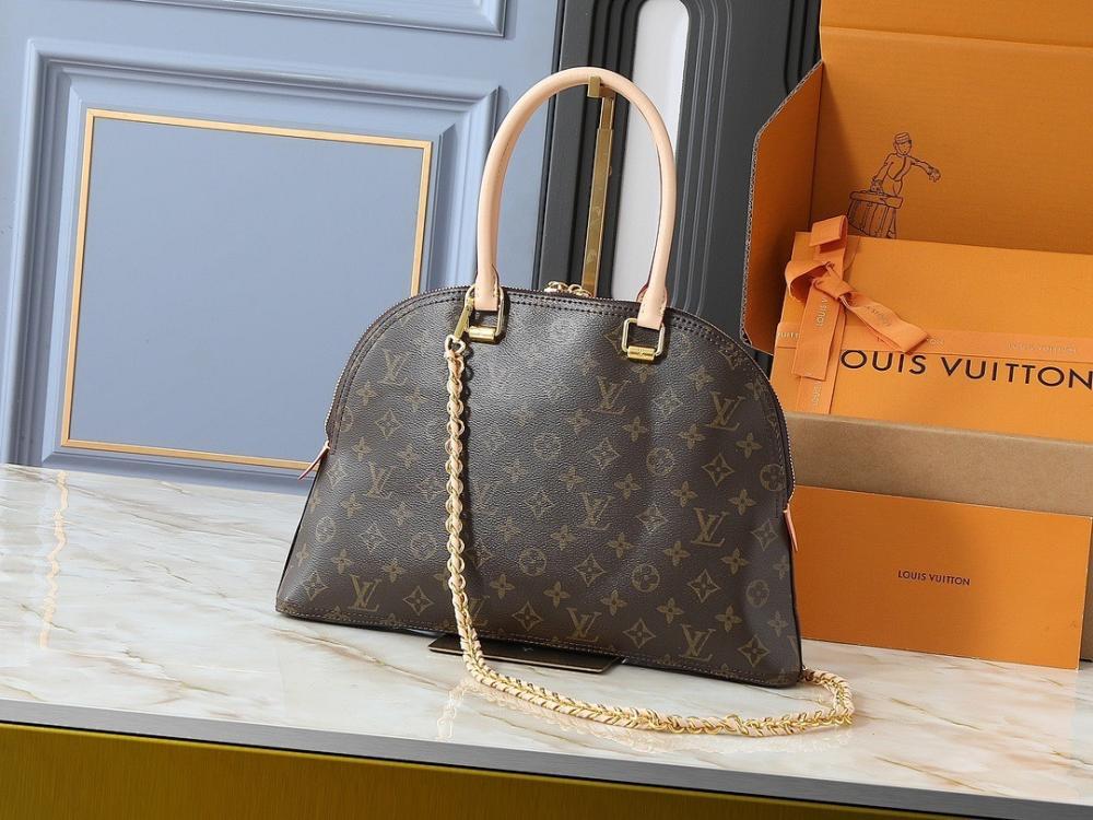 Classic Italian-Inspired Bag