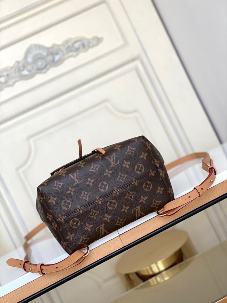 Italian-Inspired Elegant Leather Crossbody Bag