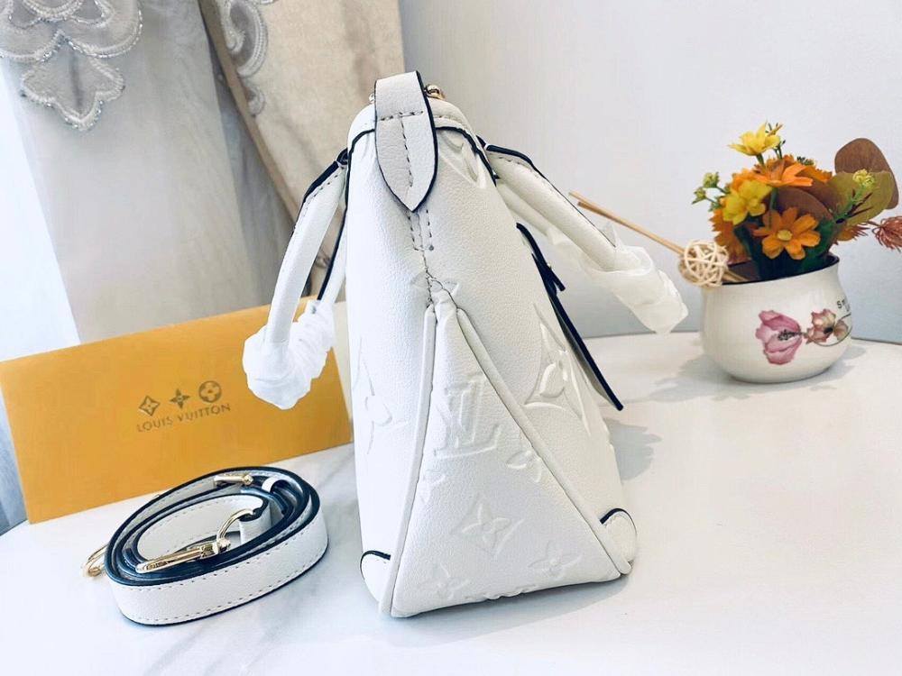 Modern Leather Crossbody Bag – Special Edition