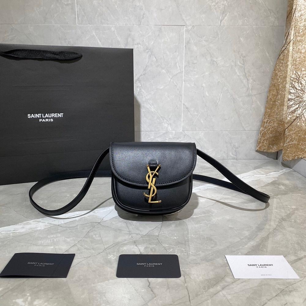 Elegant Stylish Gold Calfskin Bag – Limited Edition