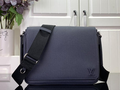 Practical Elegant Shoulder Bag
