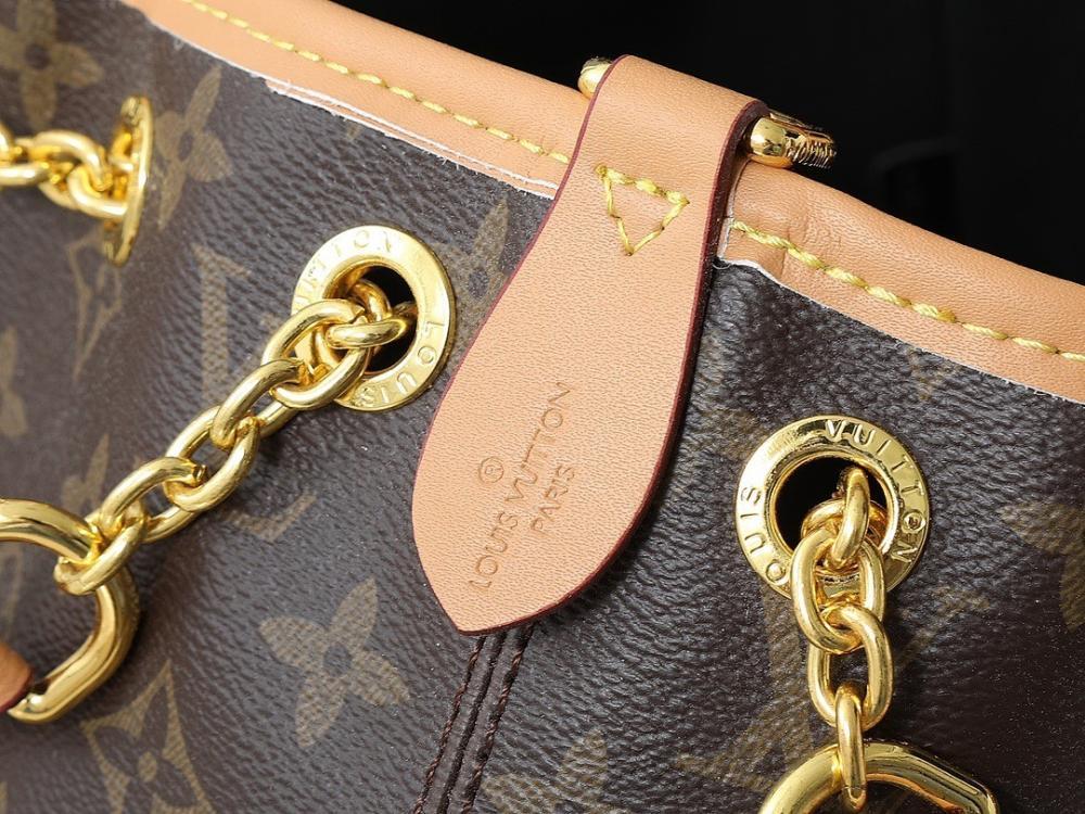 Stylish Monogram Leather Shoulder Bag – Limited Edition