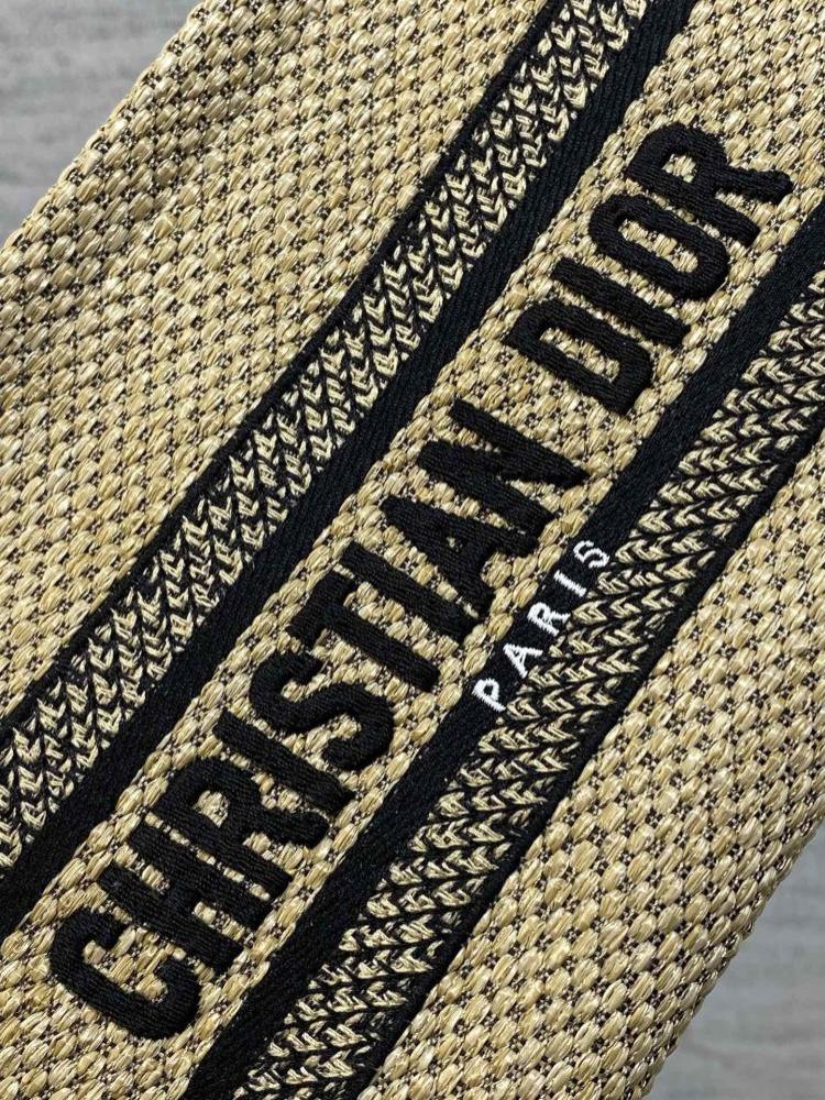 Embroidered Shoulder Bag