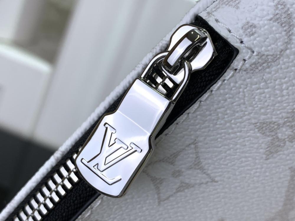 Practical Leather Shoulder Bag