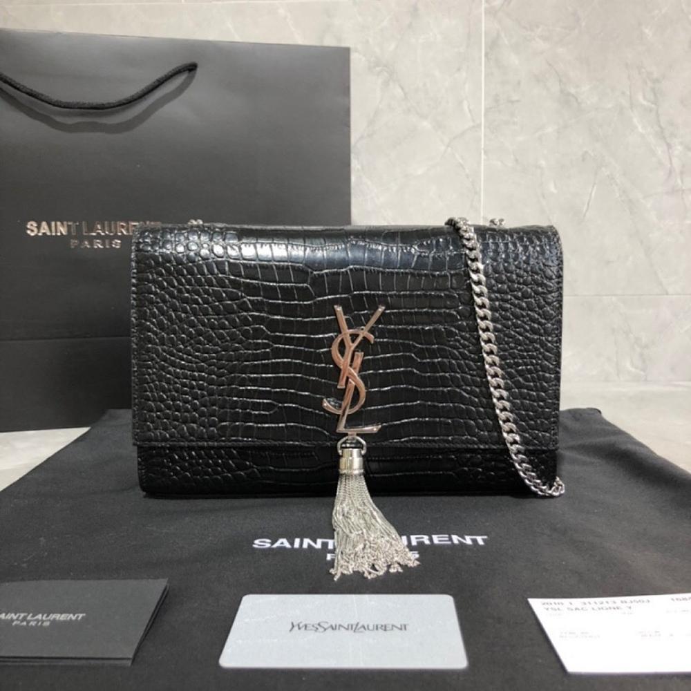 Stylish Silver Leather Top Handle Bag – Limited Edition