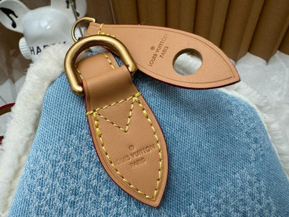 Classic Modern Leather Top Handle Bag