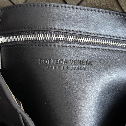 Classic Leather Top Handle Bag