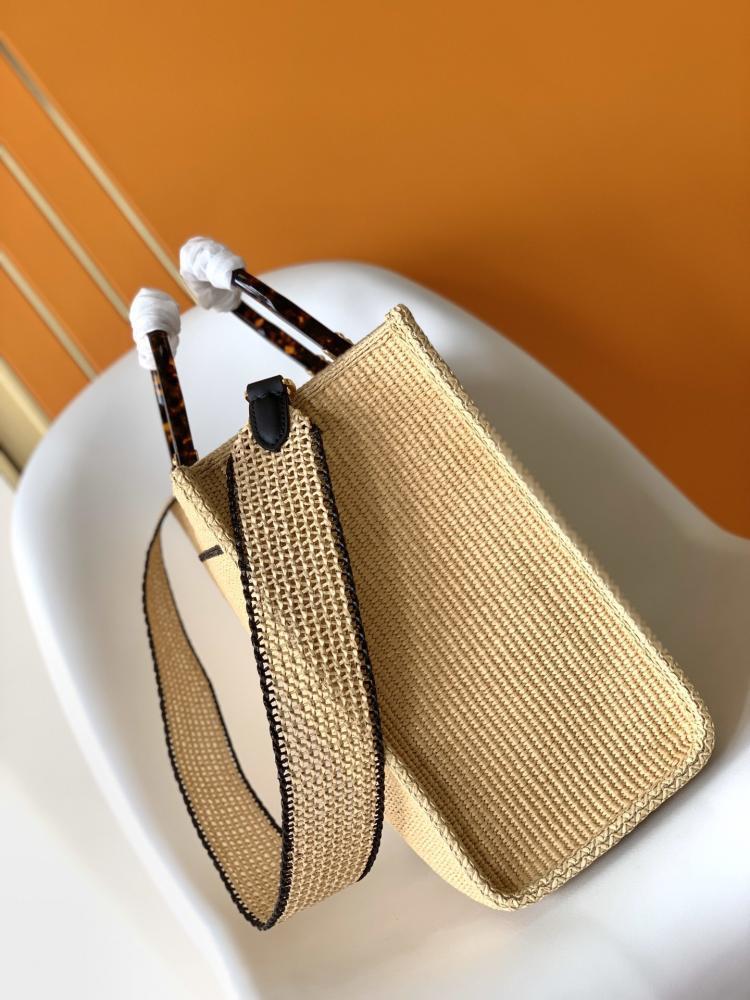 Elegant Crossbody Bag
