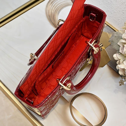 Italian-Inspired Stylish Leather Shoulder Bag