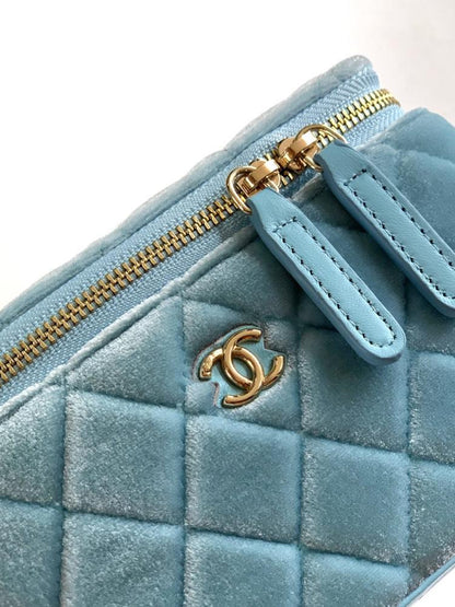 Alma Embroidered Wallet