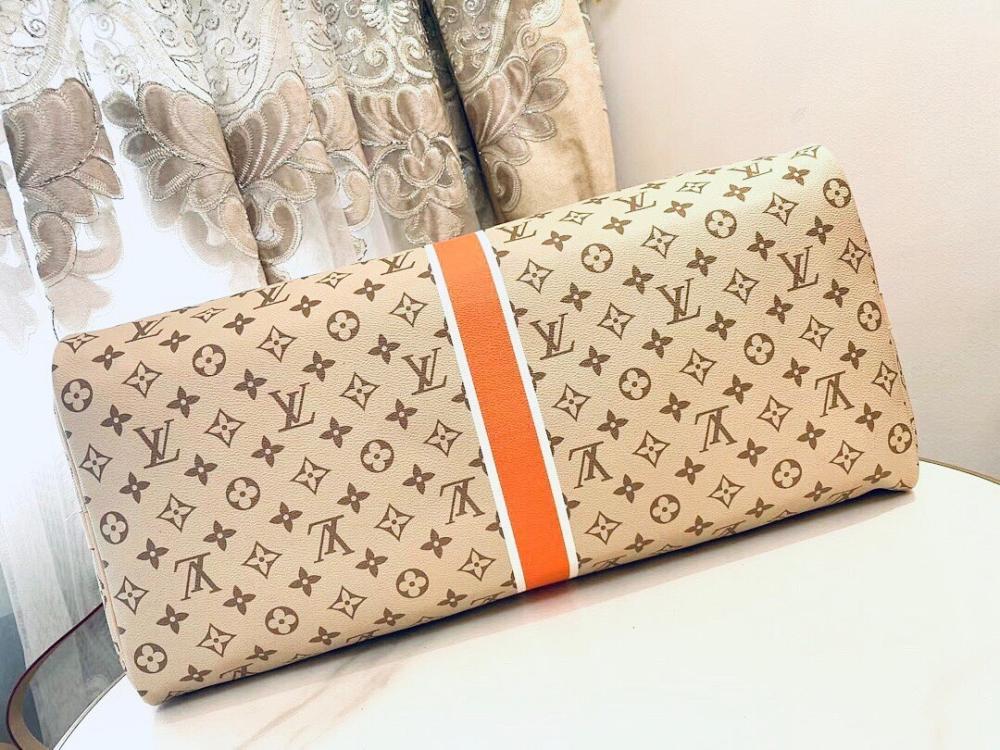 Modern Leather Travel Bag – Limited Edition