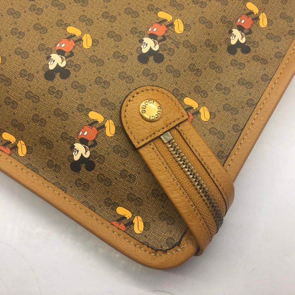 Classic Elegant Wallet