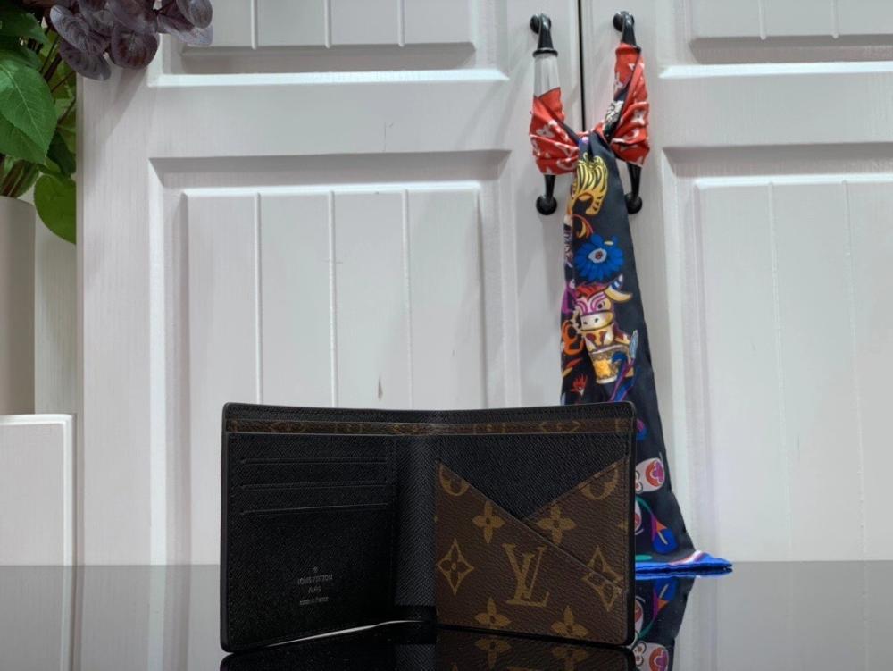 Elegant Wallet