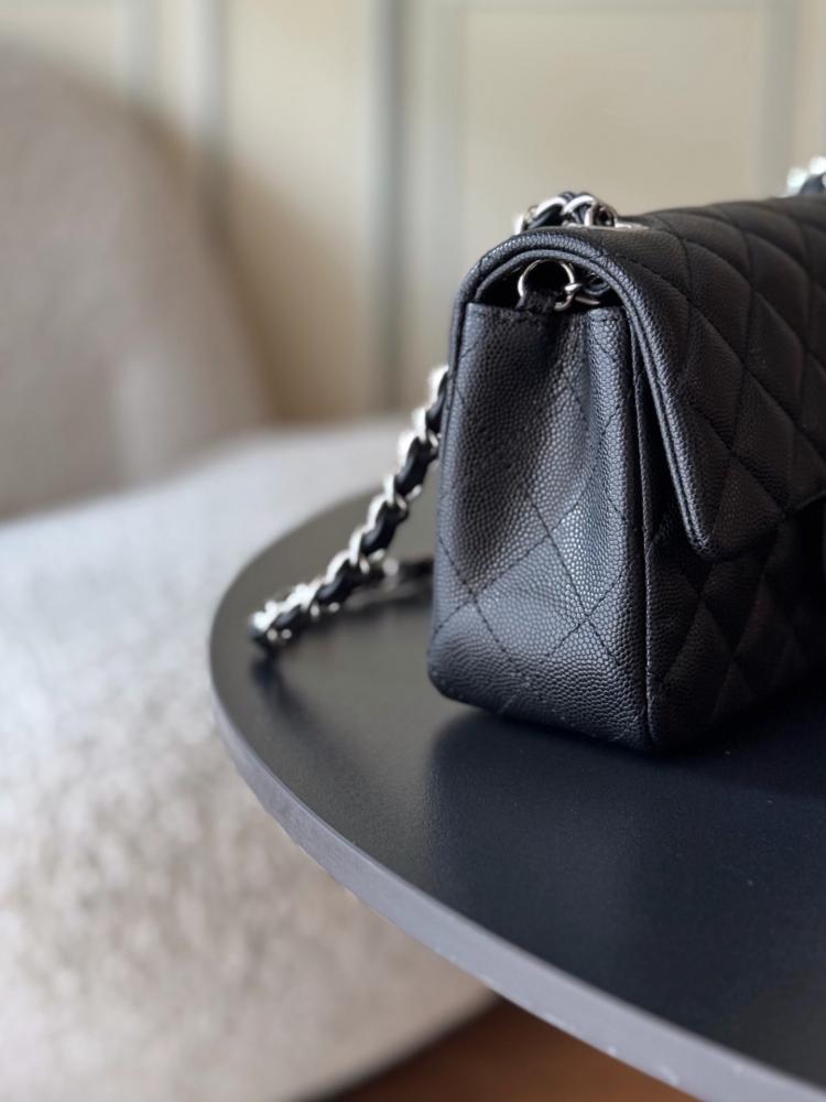 Classic Luxury Leather Top Handle Bag