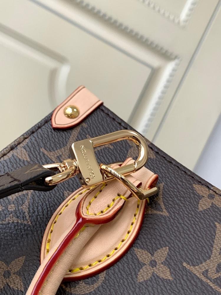 Italian-Inspired Stylish Crossbody Bag
