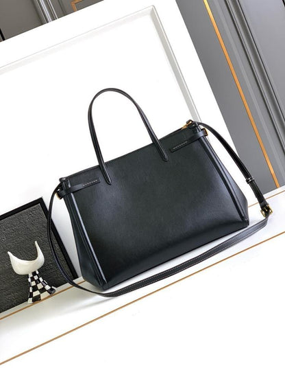 Italian-Inspired Stylish Gold Shoulder Bag