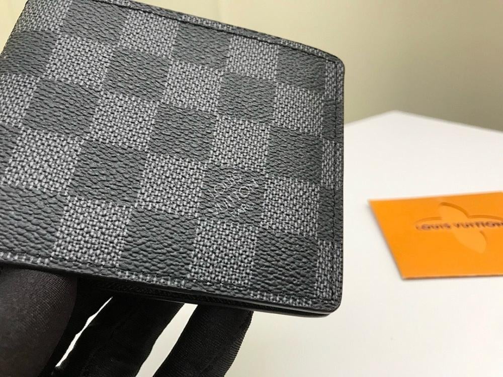 Elegant Wallet – Special Edition