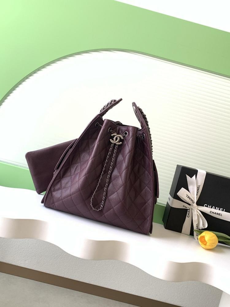 Classic Leather Bucket Bag