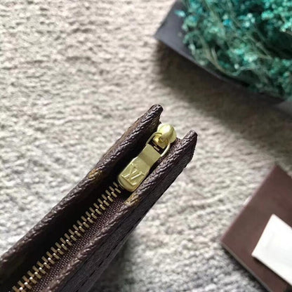 Classic Elegant Monogram Top Handle Bag