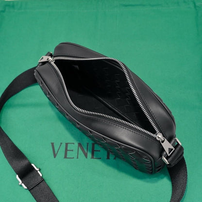 Elegant Premium Woven Leather Shoulder Bag