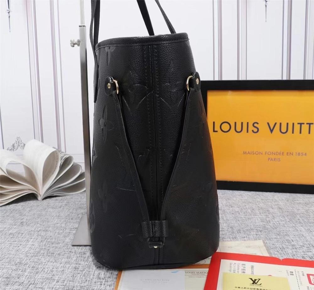 Modern Stylish Leather Shoulder Bag