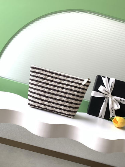 Woven Wallet
