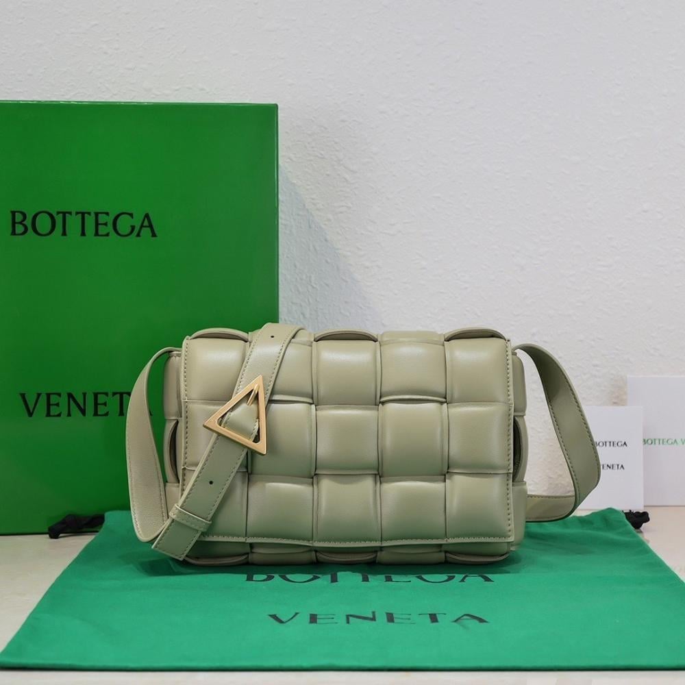 Modern Elegant Gold Lambskin Shoulder Bag