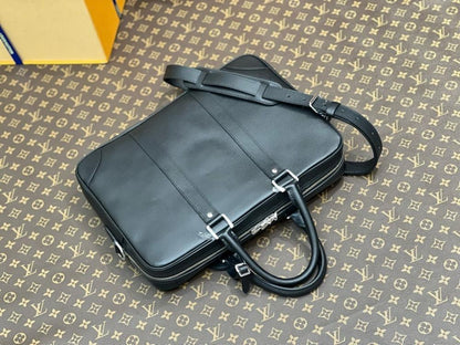 Italian-Inspired Elegant Leather Shoulder Bag