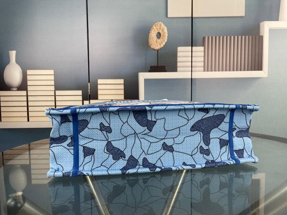 Classic Modern Top Handle Bag