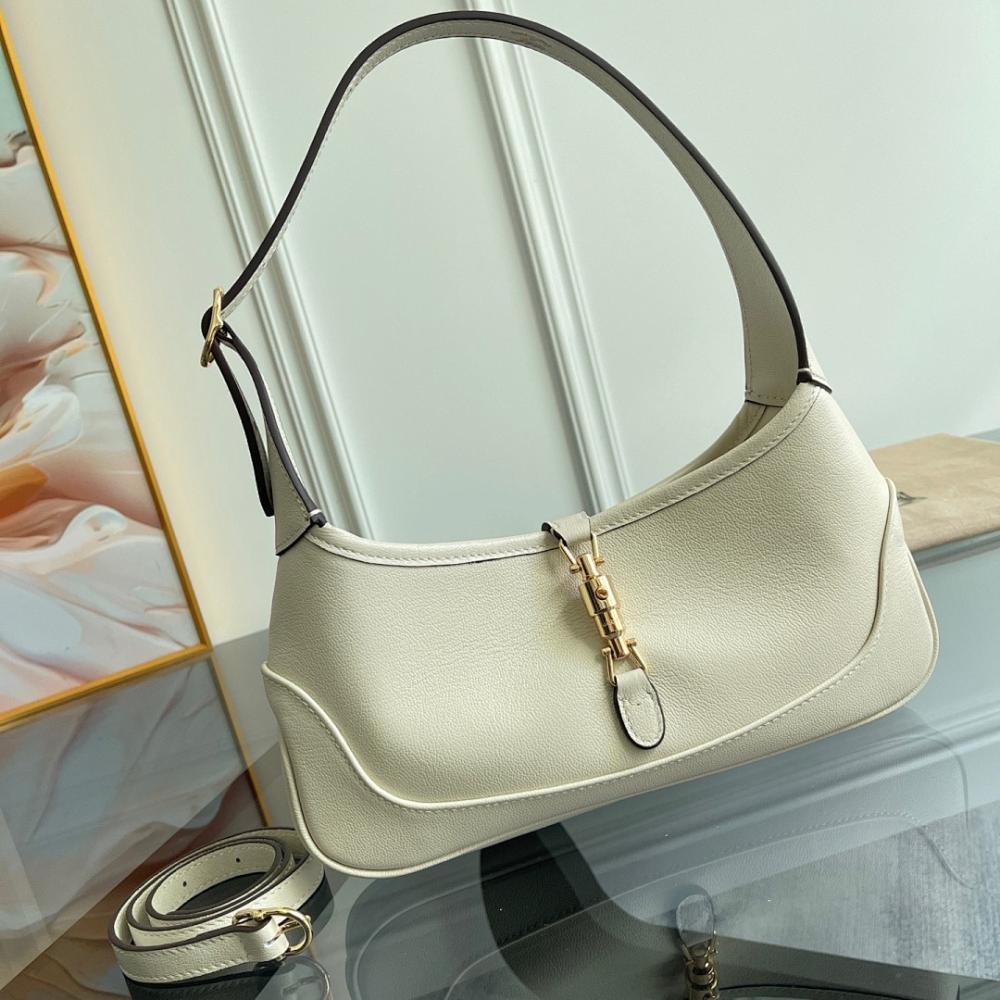 Elegant Refined Bag